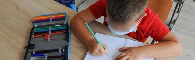 Svi dele sastav dečaka iz Beograda zbog načina na koji je opisao brata koji nosi slušni aparat