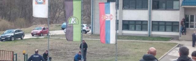 BOG UZIMA ONO NAJBOLJE DA UKRASI SVOJ RAJSKI VRT nama ostaju samo oni lepi trenuci provedeni sa njima