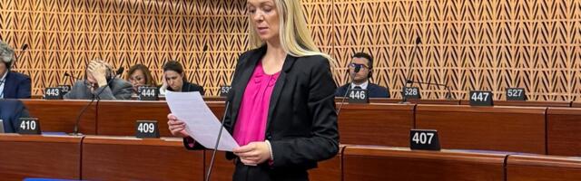 Milošević u Strazburu: Srbija se nalazi u dubokoj društvenoj i političkoj krizi, postoji samo jedan miran put napred