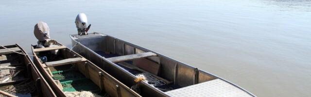 "Prvo sam gurnuo glavu na stranu, zatim sam ga doveo do konobe": Evo kako je izgledalo spašavanje mladića koji je skočio sa Pančevačkog mosta