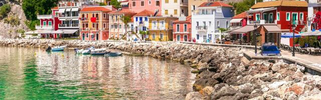 Biser Epira: Letovalište u obliku amfiteatra prepoznatljivo je po zamku iz perioda mletačke vladavine