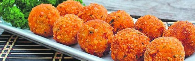 ODLIČAN OBROK ZA VREME POSTA! Napravite ukusne PLJESKAVICE OD TUNJEVINE!