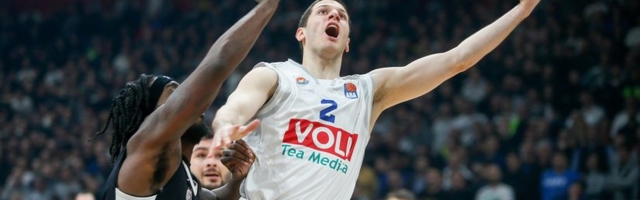 Važan potpis: Nikola Ivanović još godinu dana u Budućnosti