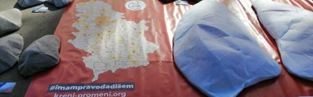 Crna pluća ispred RTS-a: Svedok zagađenja vazduha