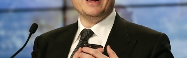 Predstavio svinju sa moždanim čipom! (VIDEO)