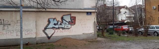 "Da li da zovemo Vučića?" - pitaju žitelji Čalija koji čekaju asfalt skoro 20 godina