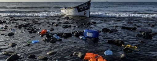 Francuska obalska straža spasila oko 60 migranata na putu za Englesku