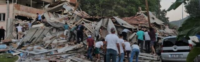 RAZORAN ZEMLJOTRES POGODIO TURSKU! Srušene zgrade, ljude izvlače ispod ruševina, obustavljeni avio-letovi! (FOTO, VIDEO)