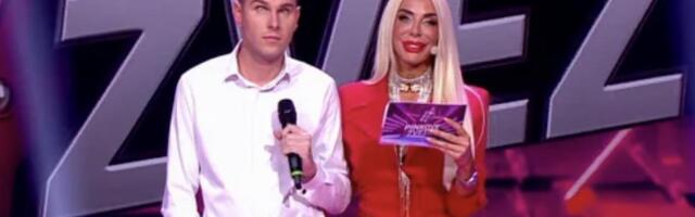 SLABOVIDI MOMAK RAZVALIO NASTUPOM U PINKOVIM ZVEZDAMA! Žiri se raspametio, pljuštali pozitivni komentari, a onda je nju izabrao za mentora