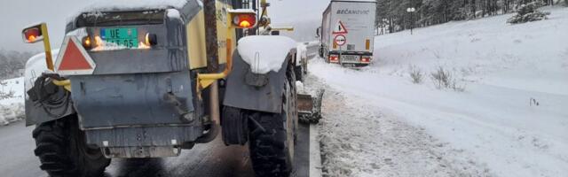 Stojisavljević: Putevi prvog prioriteta u Srbiji očišćeni od snega, saobraćaj se odvija bez većih problema