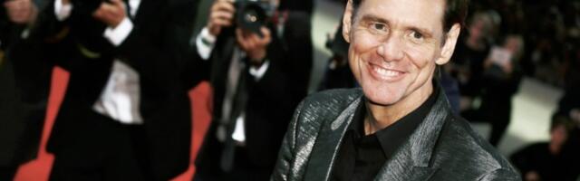 "Ovo nije pravi Džim Keri": Ljudi ne odustaju od teorije da je GLUMAC KLONIRAN nakon pojavljivanja u Parizu