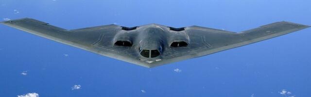 Operacija "Epski bes": Američki bombarderi B-2 krenuli na Iran, Pentagon šalje 2.200 marinaca i flotu razarača (VIDEO)