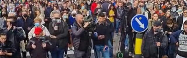 Protest na Terazijama zbog zagađenja vazduha (VIDEO)