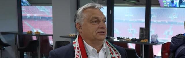 Orban na fudbalskoj utakmici nosio šal sa mapom Velike Mađarske
