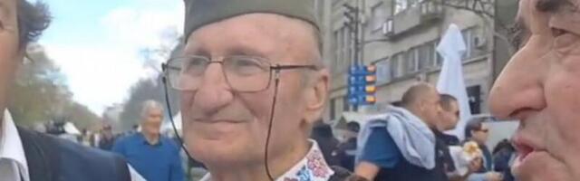 "POZDRAVLjAMO ACU VUČIĆA!" Za predsednika pesma i iz Bajine Bašte (VIDEO)