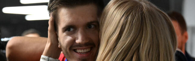 FILIP PETRUŠEV POSTAO OTAC! Evo kog je pola beba