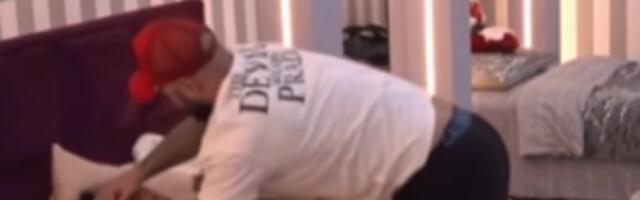 KARAMBOL U CIK ZORE, UČESNIK "ELITE" UPAO GOLOJ ANITI U TOALET! Obelodanjen šok-snimak, njena reakcija će vas ostaviti u neverici!