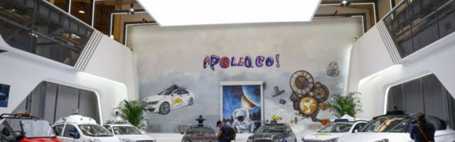 Масован квар роботаксија у Вухану блокирао саобраћај