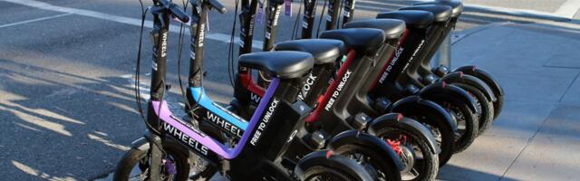 Kad bicikl poželi da bude moped: Prepravljaju ih, voze maloletnici, bez svetala i kaciga