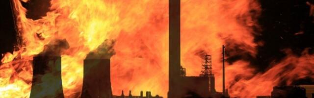 JEZIVA EKSPLOZIJA U FABRICI VATROMETA! Ima POVREĐENIH, silovita DETONACIJA razbijala prozore i tresla kuće, građani u panici - snimci su STRAŠNI! (FOTO, VIDEO)