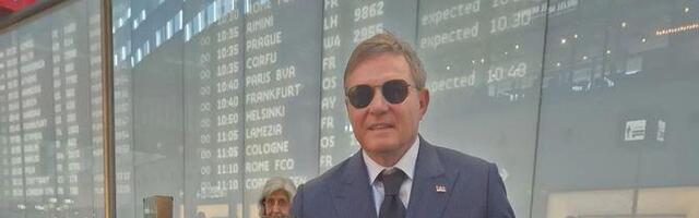 Beautiful scene in Vienna: Boy asks permission from school to welcome Serbian football squad