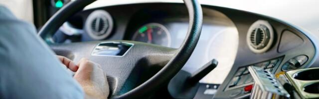 Pretučen vozač autobusa u Beogradu: Svađa krenula zbog ZATVARANJA VRATA