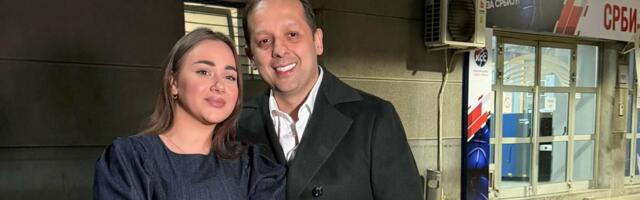 U dom poznatog pevača stiže 6. dete! Imali dupli povod za slavlje u porodici - sve se desilo u Crnoj Gori