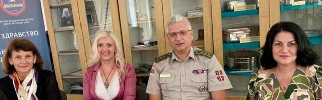 Više od 3.000 knjiga Vojna bolnica u Nišu poklonila bibliotekama. I stručna literatura i beletristika