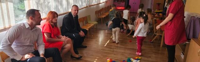 Predsednik opštine Prijepolje novac za nabavku službenog automobila preusmerio za opremanje vrtića