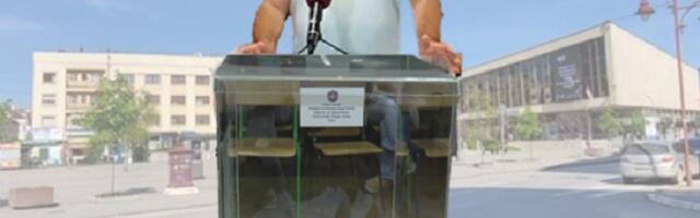 Predstavnici opozicije porveravaju izborni materijal; Todorović: Nemamo ništa protiv da provere svaki glasački listić