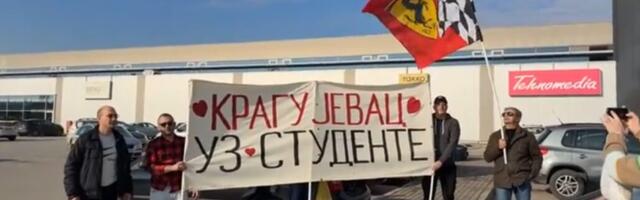 „Pola Kragujevca ode za Novi Sad“, „Uzdamo se u naše studente“ (VIDEO)