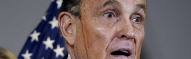 "UČINIMO SRPSKU PONOVO VELIKOM"! Advokat i prijatelj Donalda Trampa na skupu u Banjaluci stavio kačket: Moj prijatelj Tramp to poštuje i ceni