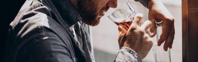 U poznatoj avio-kompaniji piloti vole da popiju “čašicu više”: Letovi kasne po 18 sati, šefovi očajni