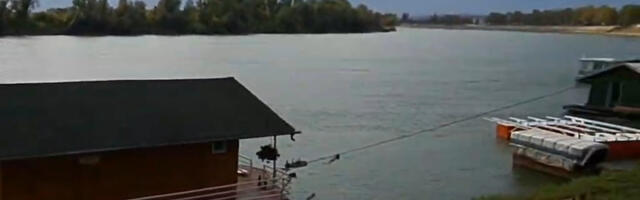 Prevrnuo se čamac na Savi: Ima mrtvih u nesreći u Slavonskom Brodu