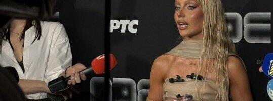 PEVAČICA DOŽIVELA PEH, OSTALA BEZ HALJNE PRED FINALE PZE! Miljenica publike priznala kakvu PORUKU je dobila od Relje! (VIDEO, GALERIJA)