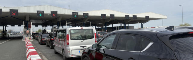 На Батровцима колоне дуже од километра у обе траке