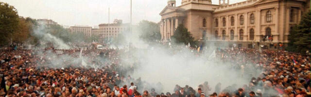 Da li trenutna situacija može da se poredi sa 2000. i 2012. kada se vlast menjala na predsedničkim izborima?