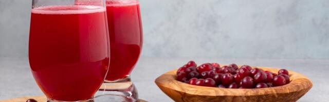 Jedan gutljaj vraća u detinjstvo: Recept za domaći sirup od višnje koji ćete praviti svake godine