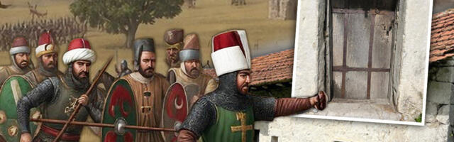 OVA STARA VRATA KRIJU NEVEROVATNU TAJNU! Porodična priča legendarnog srpskog pevača vekovima se prenosi s kolena na koleno (FOTO)
