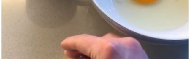 Trik koji će vam uštedeti vreme, a niste ga se ranije setili: Svi su impresionirani tehnikom, a potreban vam je samo JEDAN SASTOJAK!