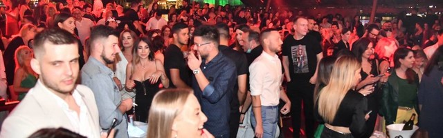 Za 100 do 500 evra mogu da dobiju flašu pića, provod i vodiča ali nisu baš zadovoljni - kako stranci vide noćni provod u Srbiji