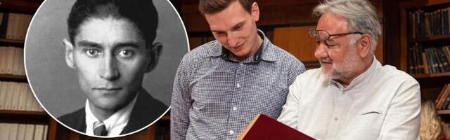 Kafka je opisao suštinu: Putevi se stvaraju hodanjem