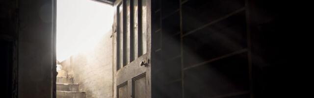 Pronašao je JEZIVU SOBU u podrumu svoje stare kuće (FOTO)