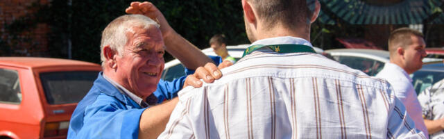 Akcija “Student u svakom selu”: Razgovrali sa građanima na zelenoj pijaci u Leskovcu (FOTO)