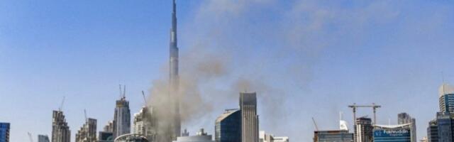 DUBAI U PLAMENU! Gori luksuzni kompleks i poznata turistička atrakcija! CRNI DIM PREKRIO EMIRATE! (VIDEO)