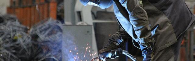 Sve manje radnih mesta - za ljude