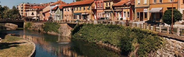 Ovo turističko mesto je "srpska Venecija": Nalazi se na raskršću 3 reke, grad na 7 mostova