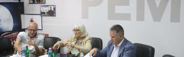 I “kompletan” REM ipak podeljen