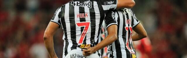 Mineiro slavi duplu krunu: Keno i Hulk ispisali istoriju (VIDEO)