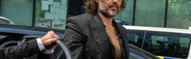 Jedna žrtva Rasela Brenda bila maloletna: Gomilaju se nove optužbe za silovanje protiv ozloglašenog glumca, isplivali jezivi detalji